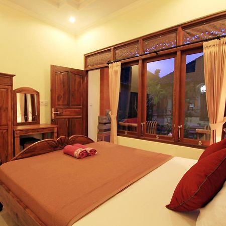 Kt. Kuaya Home Stay Убуд Номер фото