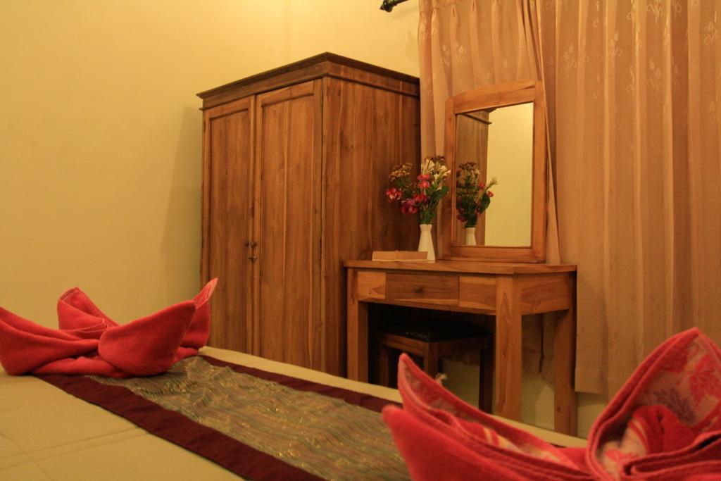 Kt. Kuaya Home Stay Убуд Номер фото