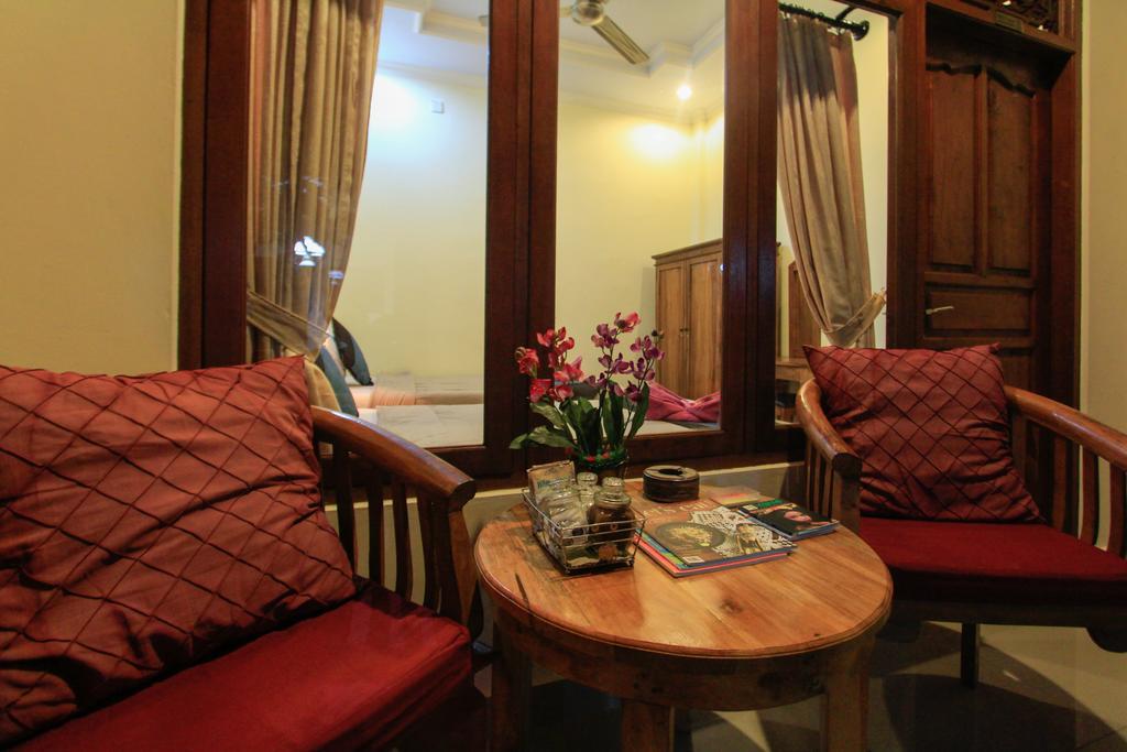 Kt. Kuaya Home Stay Убуд Номер фото